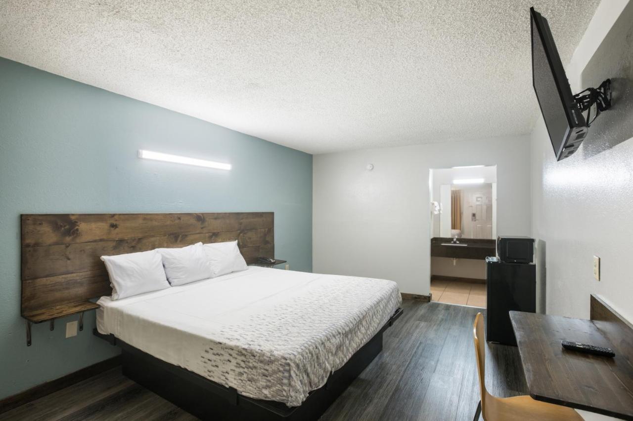 Americas Best Value Inn Stockbridge Quarto foto