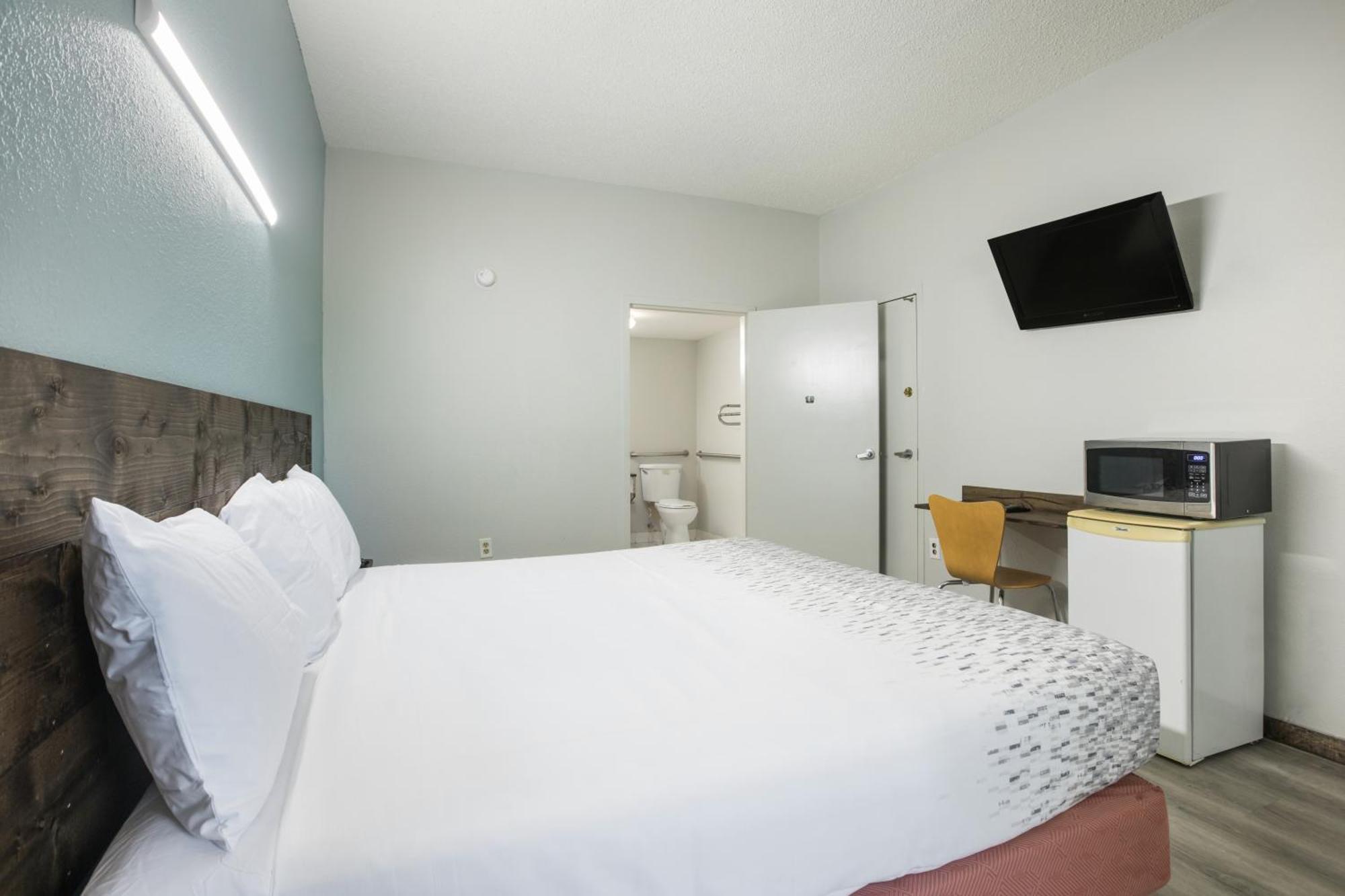 Americas Best Value Inn Stockbridge Quarto foto